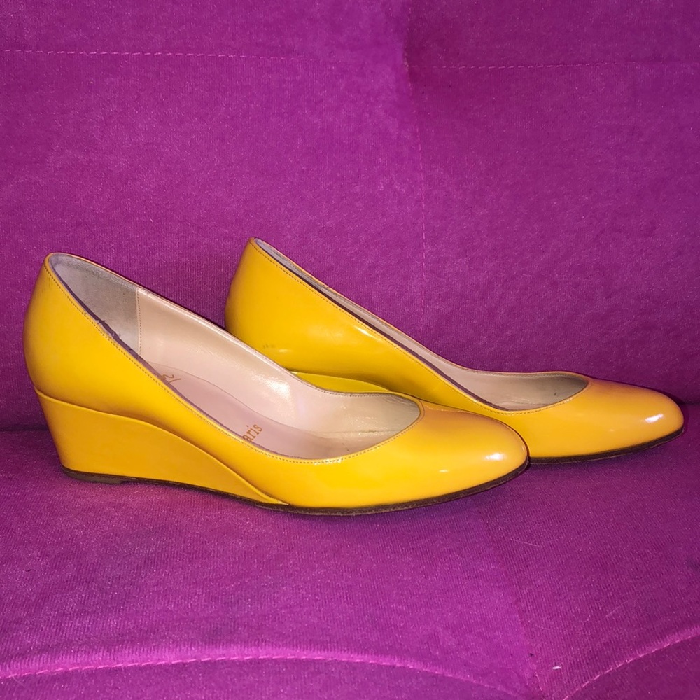 Christian Louboutin Yellow Wedges Size 5 in GUC